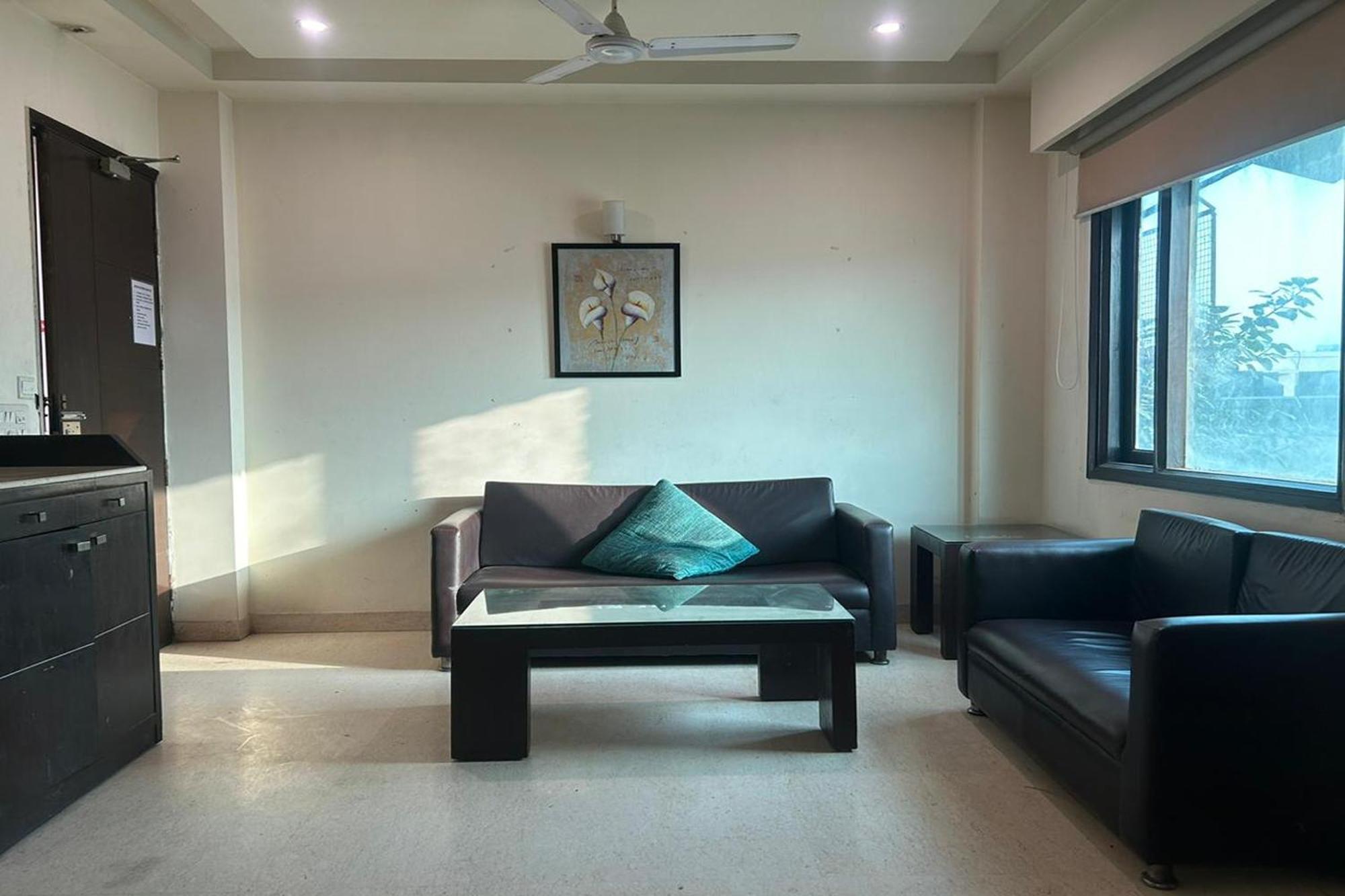 The Metropolis Guest House Near Rk Ashram Metro Station New Delhi Exterior photo