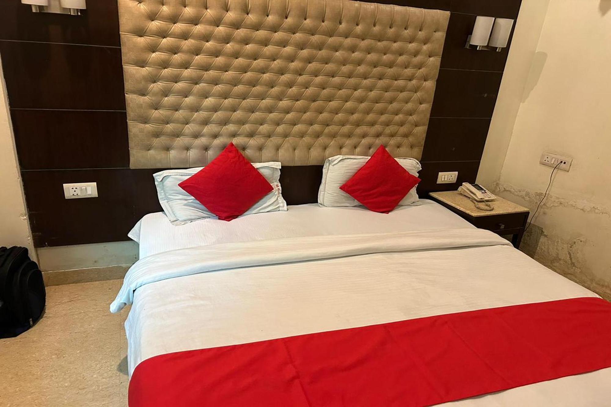 The Metropolis Guest House Near Rk Ashram Metro Station New Delhi Exterior photo